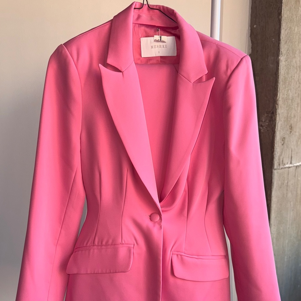 Meshki 2pc Women's Pink Suit